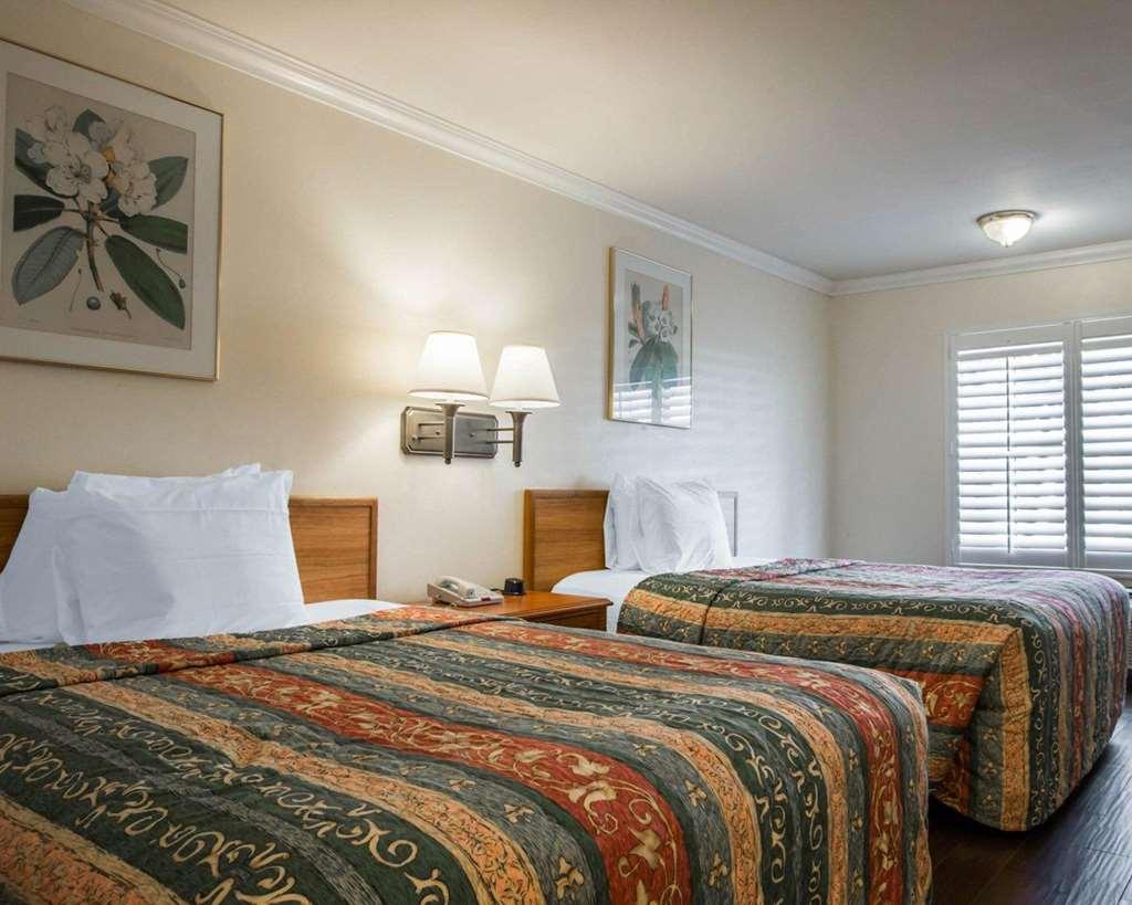 Econo Lodge Moreno Valley Oda fotoğraf