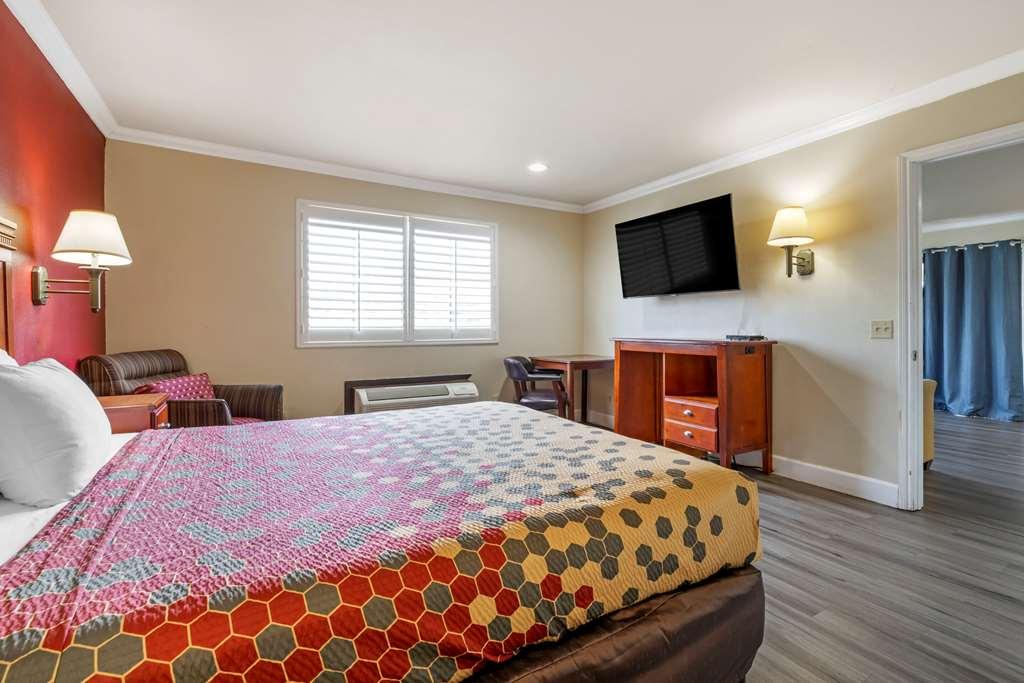 Econo Lodge Moreno Valley Oda fotoğraf