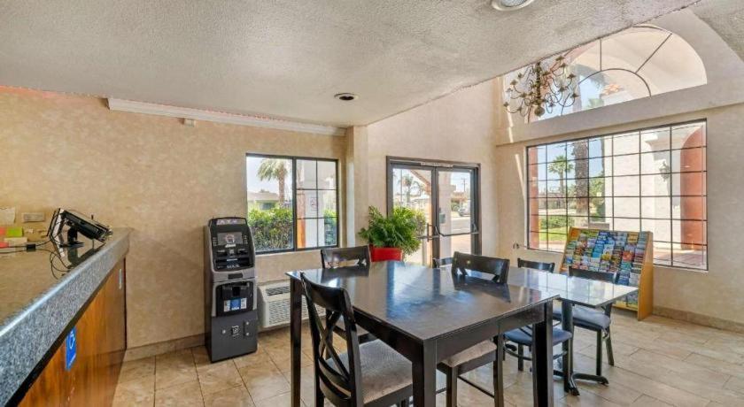 Econo Lodge Moreno Valley Dış mekan fotoğraf
